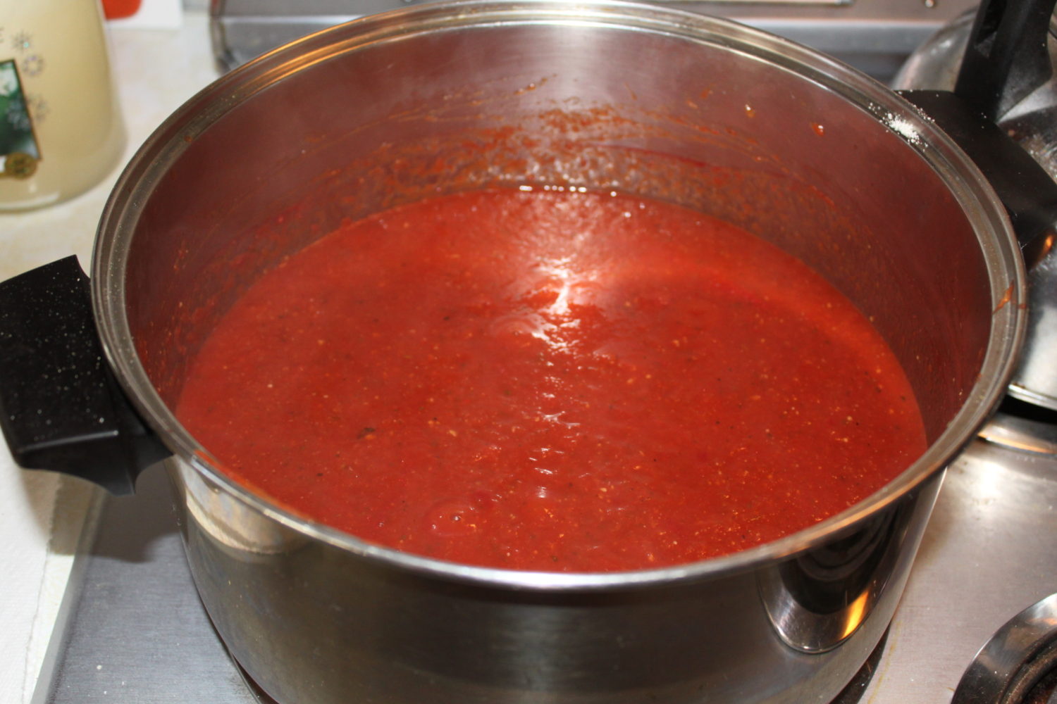 Italian Crock Pot Pasta Sauce - All Day Goodness Made Easy