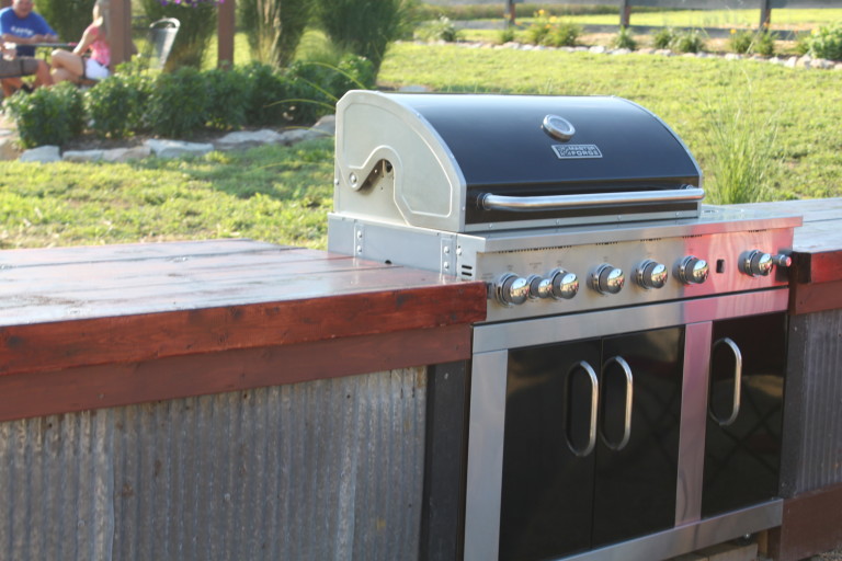 rustic outdoor kitchen
