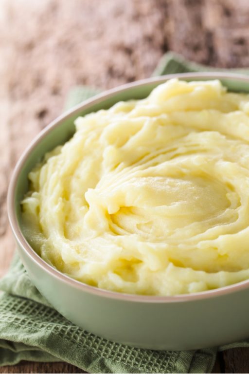 Best Mashed Potatoes Recipe - How To Make Them Light & Fluffy