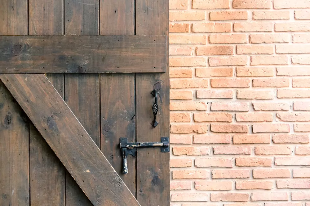 Diy Barn Doors How To Build Your Own, Exterior Sliding Barn Door Plans