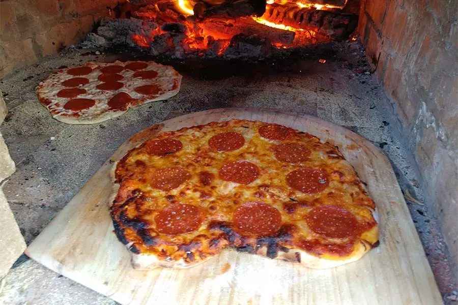 DIY wood fired pizza oven