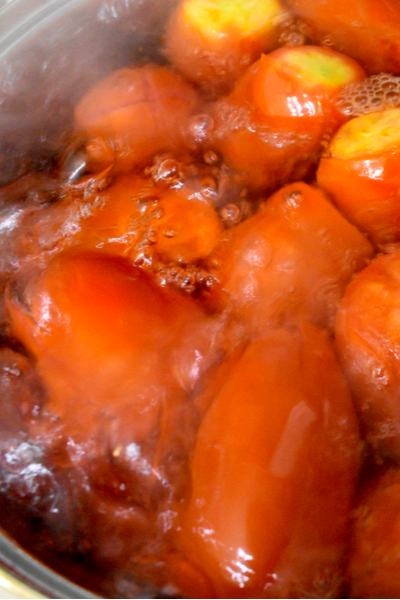 tomatoes in hot water 