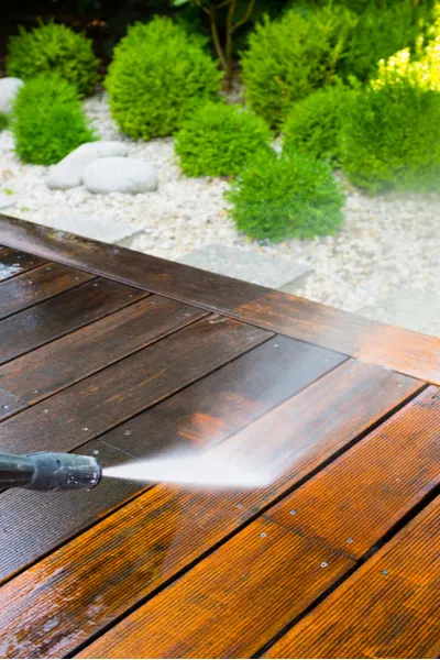 How To Stain A Deck To Make It Last 4 Big Tips To Success