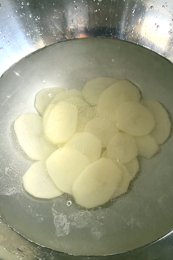 potatoes in water 