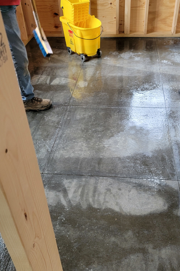 cleaning - acid stain concrete floors