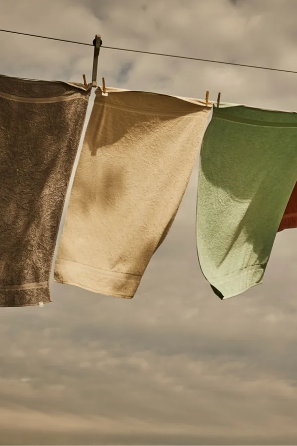 How To Install A Pulley Clothesline - A Simple Way To Dry Clothes & Save!