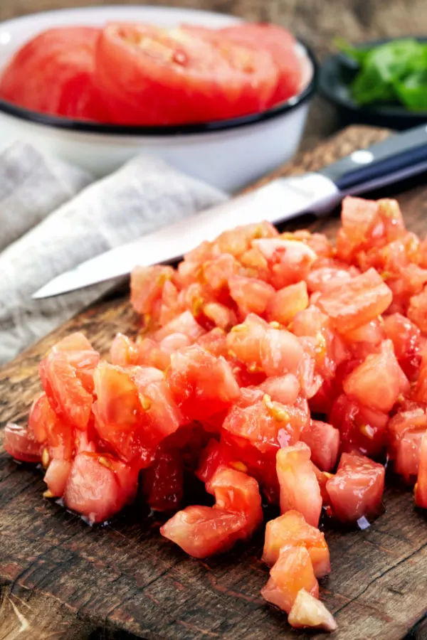 dicing tomatoes to make mild salsa recipe for canning 
