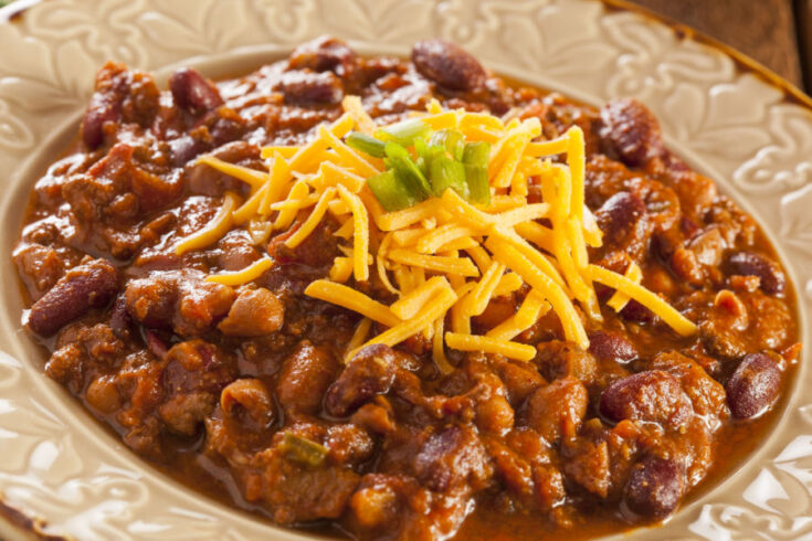 stove top chili with cheese and green onion