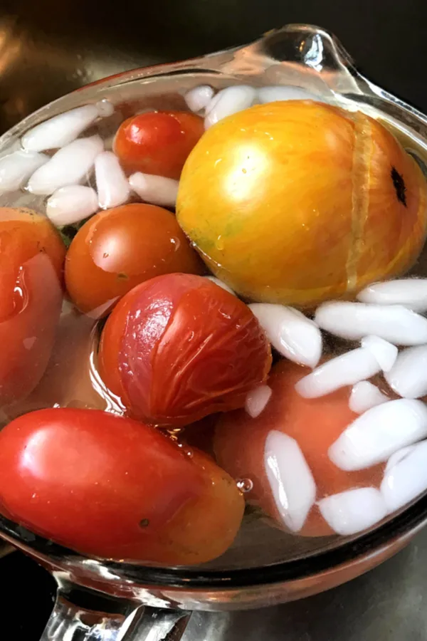 peeling tomatoes 