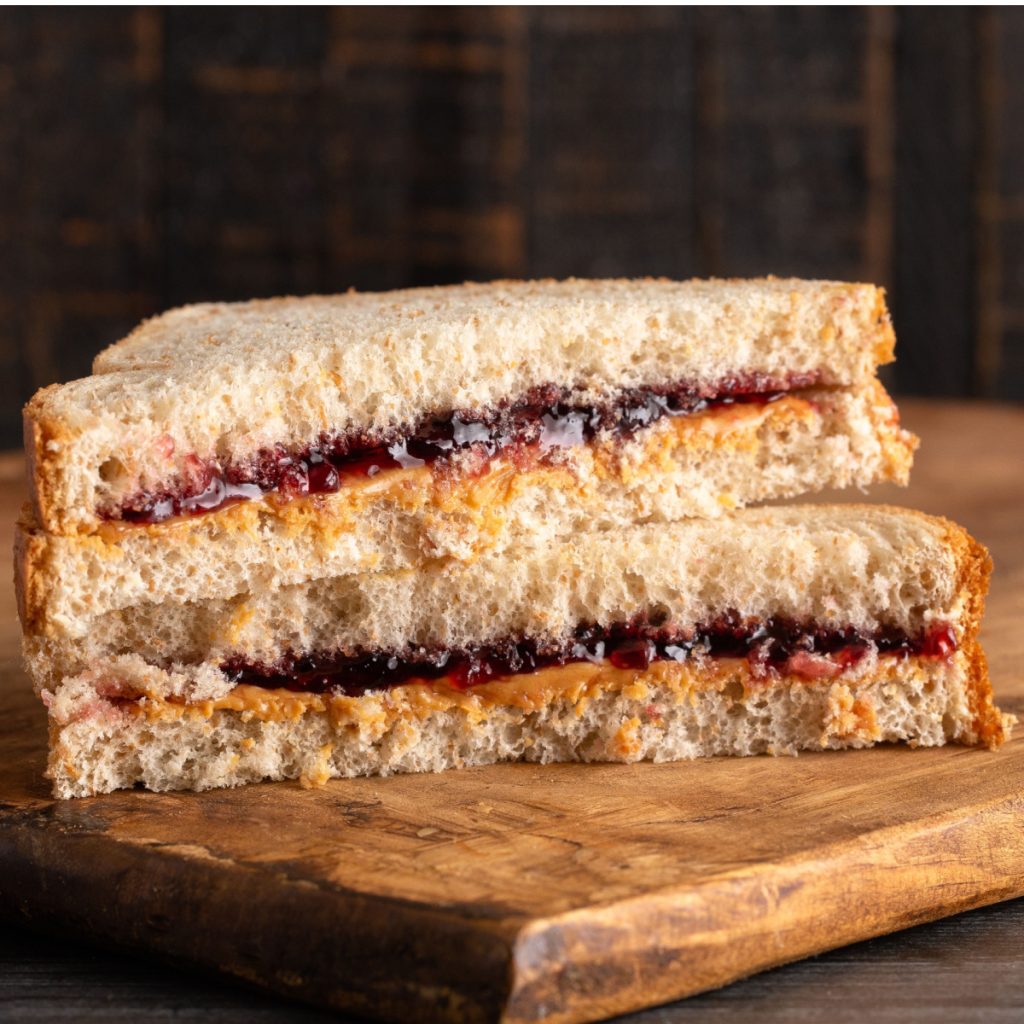 the right way to make a peanut butter and jelly sandwich