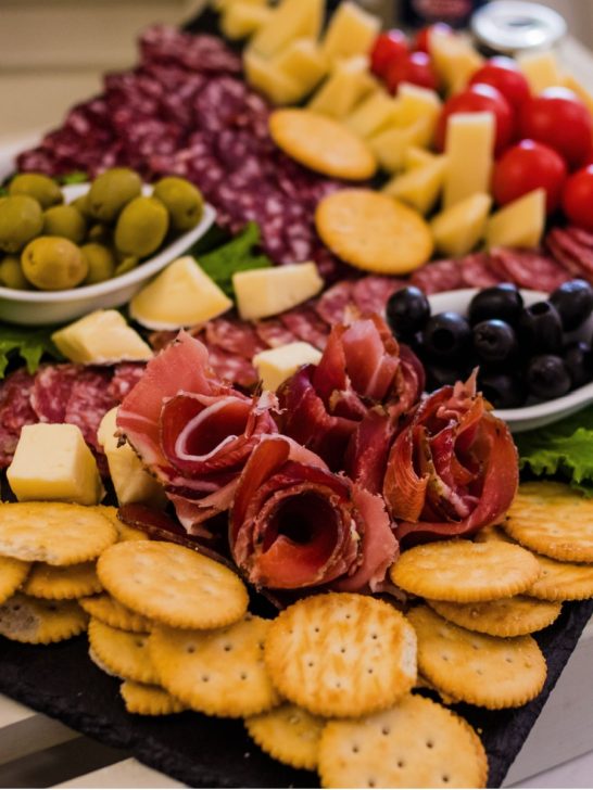 new year's eve charcuterie board